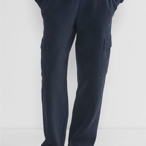Aritzia TNA Sweatfleece Cozy Fleece Mega Fit Straight Leg $88 Retail Navy